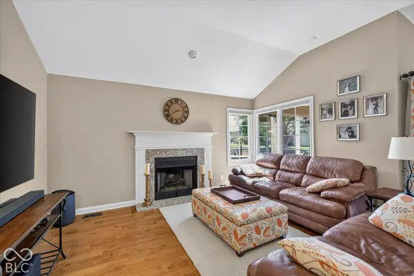 7251 River Glen DR, Fishers, IN 46038