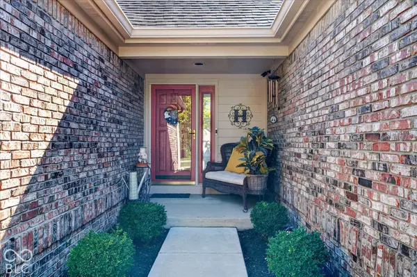 7251 River Glen DR, Fishers, IN 46038