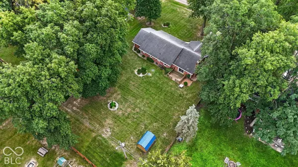 4000 Northwood LN, Anderson, IN 46012