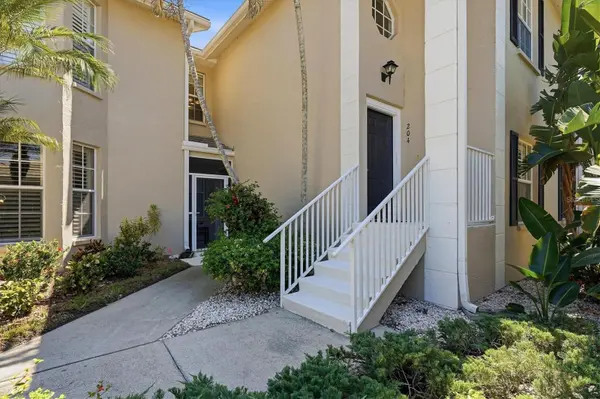 111 WOODBRIDGE DR #204, Venice, FL 34293