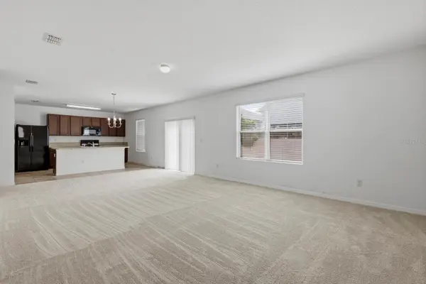 16604 BROADFORD LN, Clermont, FL 34714