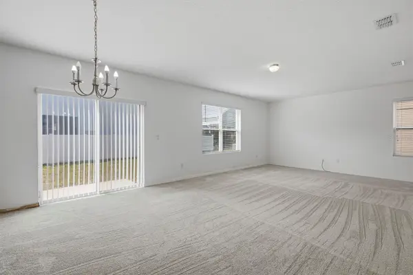 16604 BROADFORD LN, Clermont, FL 34714