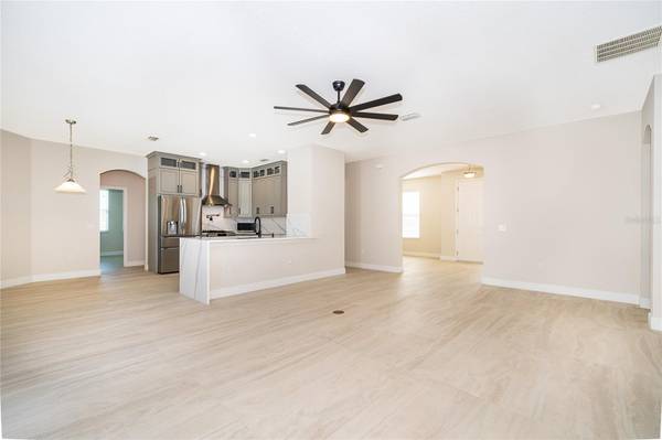 700 ELKHORN FERN LN, Deland, FL 32720