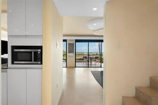 170 PALMAS DR #C3, Humacao, PR 00791