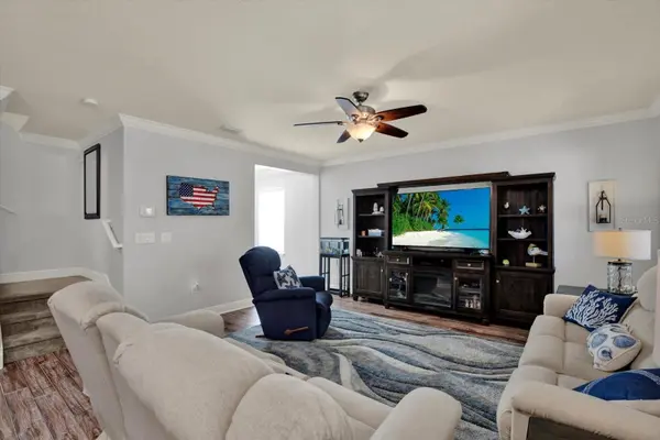 19272 ROSEATE DR, Lutz, FL 33558