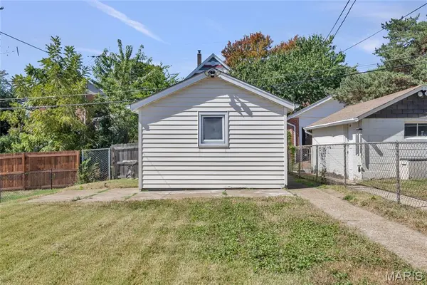 1503 Gregg AVE, St Louis, MO 63139