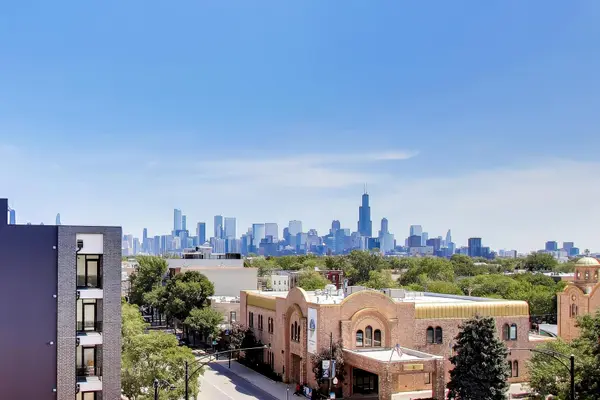 2306 W Chicago AVE #4, Chicago, IL 60622