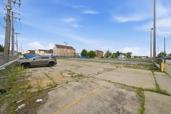 5101-5117 S Sacramento AVE, Chicago, IL 60632