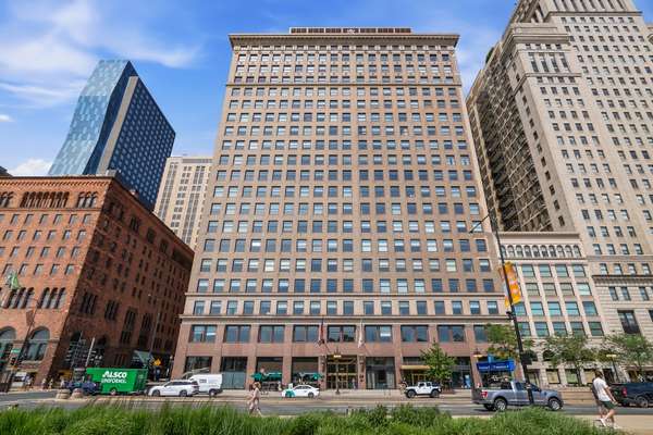 330 S MICHIGAN AVE #1601, Chicago, IL 60604