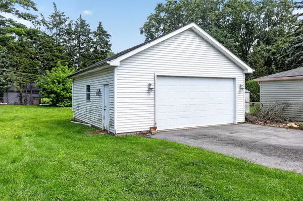 123 S Ellyn AVE, Glen Ellyn, IL 60137