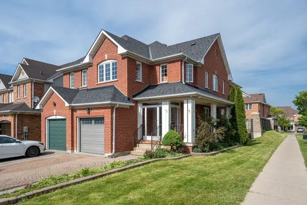 1 Holloway RD, Markham, ON L3S 4P4