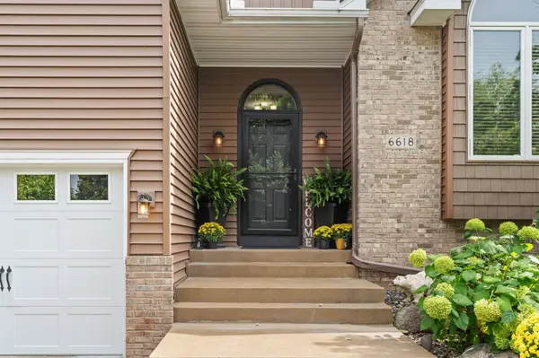 6618 Wild Turkey TRL, Lino Lakes, MN 55014