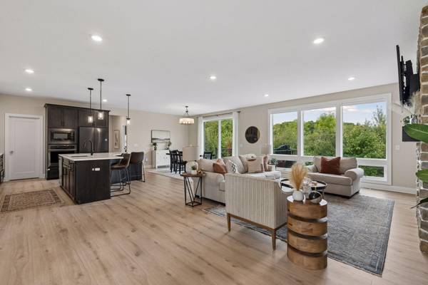 4818 128th CIR NE, Blaine, MN 55449