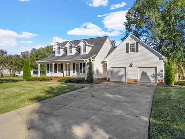 207 SW Fieldsedge dr, Moore, SC 29369