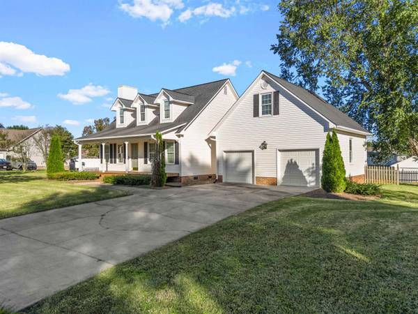 207 SW Fieldsedge dr, Moore, SC 29369