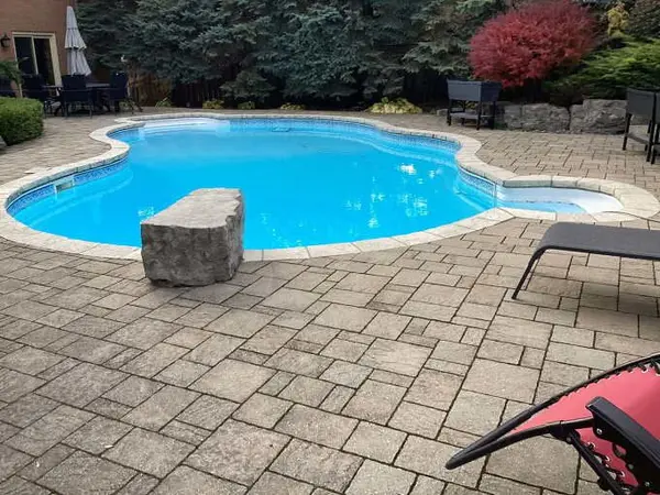 13 Mckee DR, Caledon, ON L7C 1G8