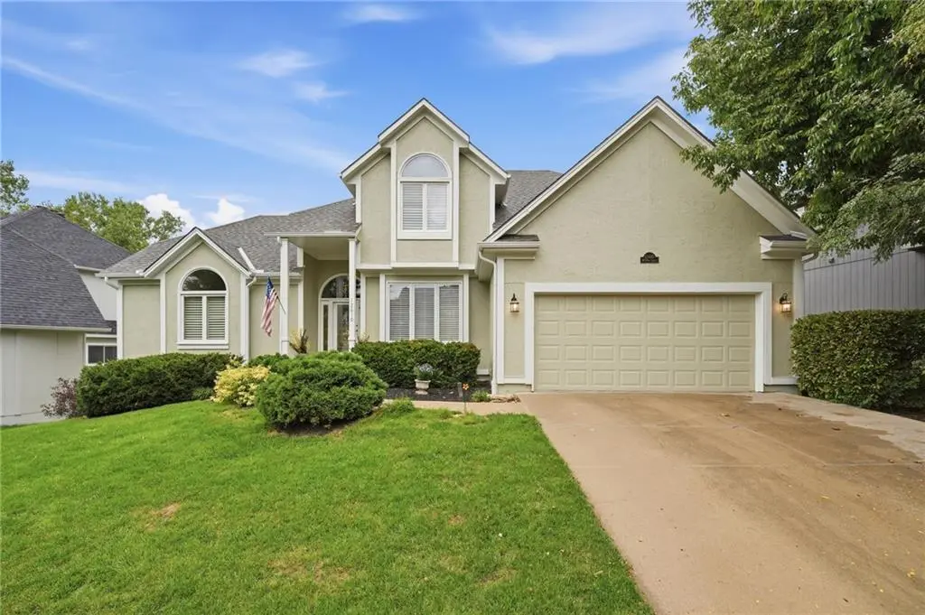 12610 W 126th ST, Overland Park, KS 66213