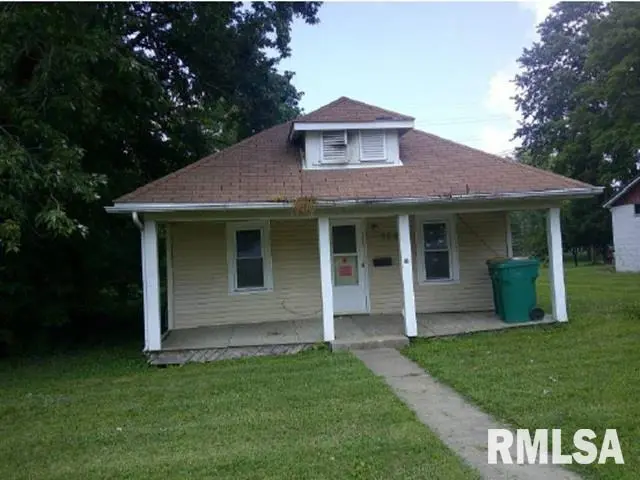 920 ELM ST, Macomb, IL 61455
