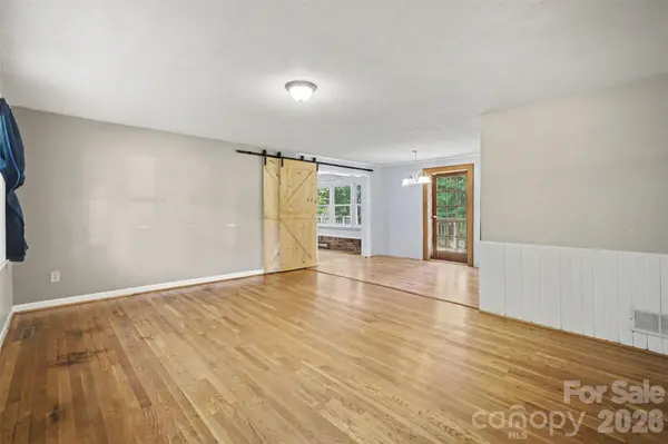 623 Westside DR, Newton, NC 28658