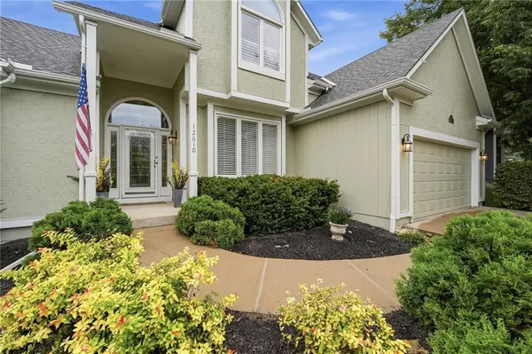 12610 W 126th ST, Overland Park, KS 66213