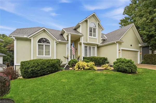 12610 W 126th ST, Overland Park, KS 66213