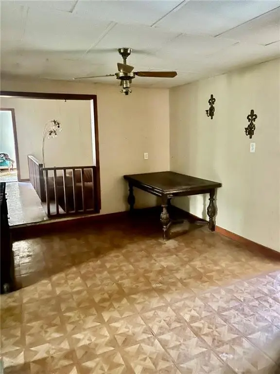 2319 Appleton AVE, Parsons, KS 67357