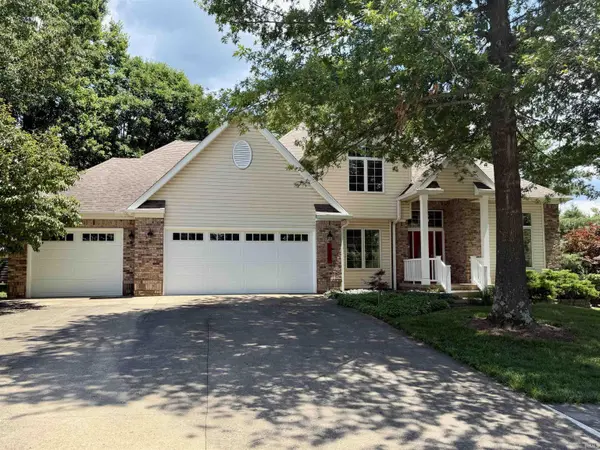 2500 E Cedarwood DR, Bloomington, IN 47401