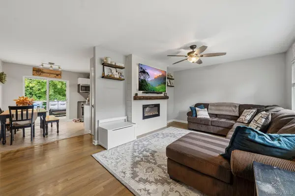 1040 St Hwy 211, Middletown, NY 10940