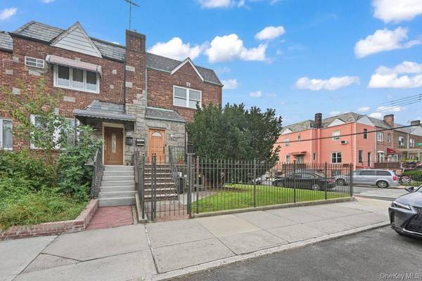 2136 E 28th ST, Brooklyn, NY 11229
