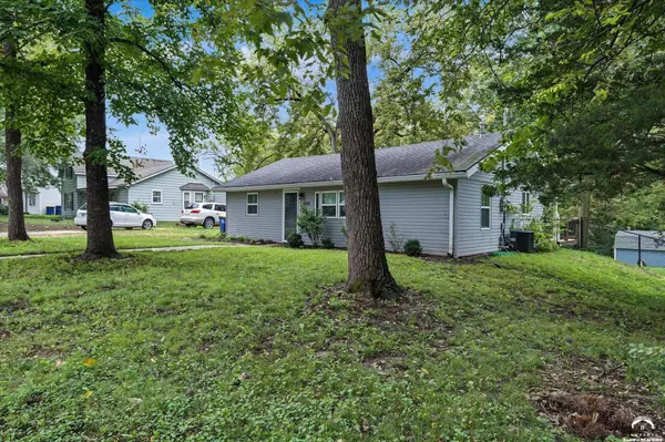 1022 Fir ST, Eudora, KS 66025