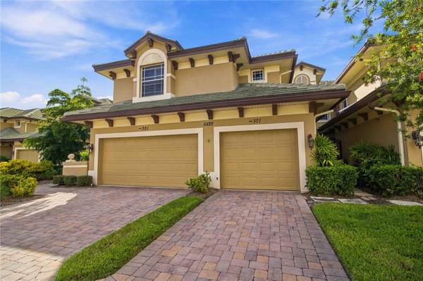 6422 MOORINGS POINT CIR #101, Lakewood Ranch, FL 34202
