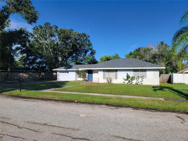 218 CRESCENT CT E, Bradenton, FL 34208