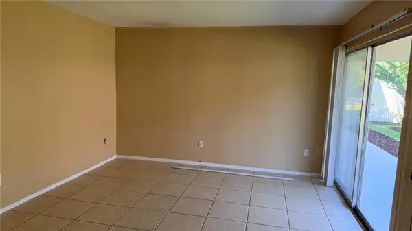 2920 CLARK RD #102, Sarasota, FL 34231