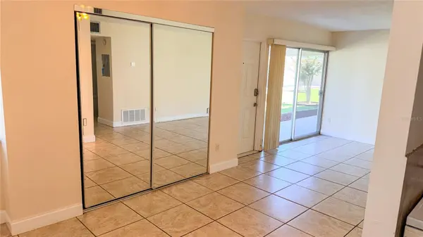 2920 CLARK RD #101, Sarasota, FL 34231