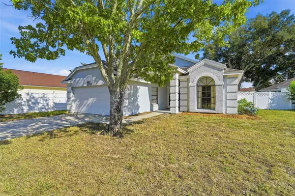 2039 INGE CT, Apopka, FL 32703