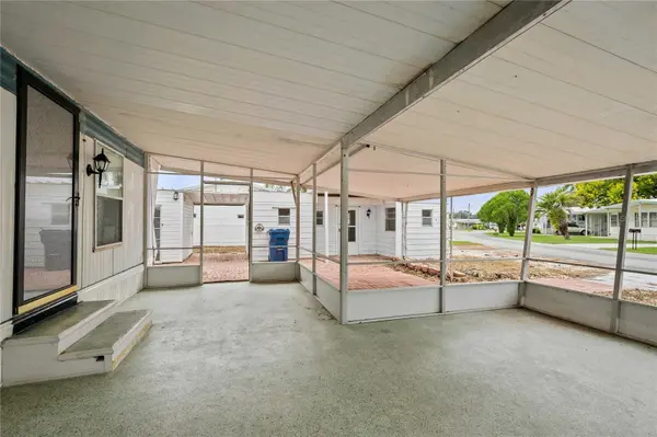 37234 CAROL AVE, Zephyrhills, FL 33542