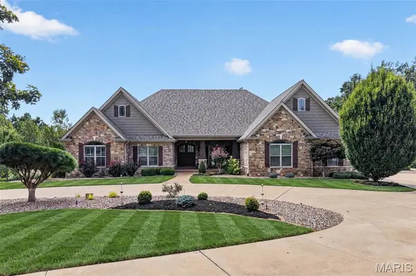 2000 Diehr RD, Wentzville, MO 63385