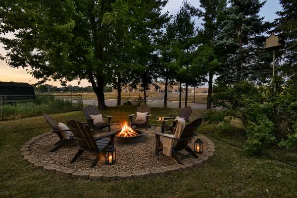 1043 Lawrence CIR, Sartell, MN 56377