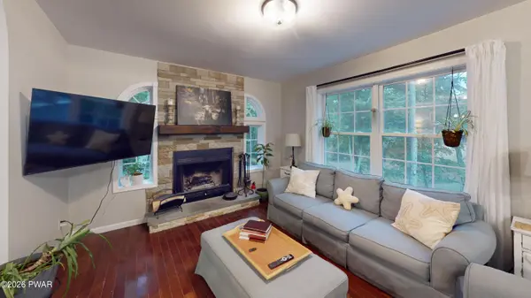 109 Arbutus CT, Milford, PA 18337