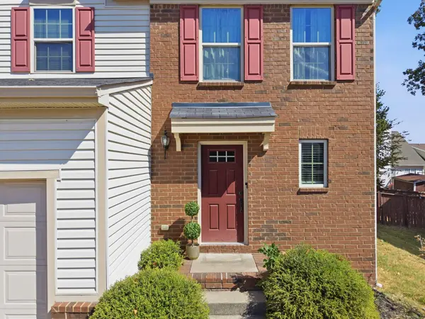 808 Sandworth Cv, Antioch, TN 37013