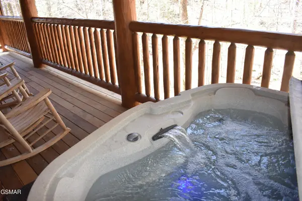 2910 Piney Ridge Way, Sevierville, TN 37862