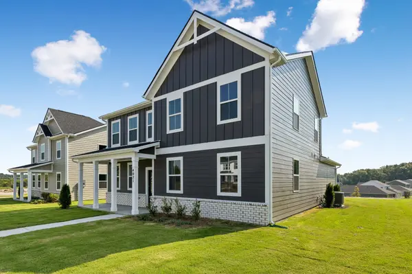 4021 Red Hawk Rd, Columbia, TN 38401