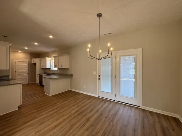 82 Laurel View St, Manchester, TN 37355
