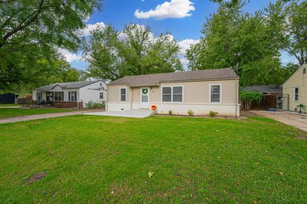 909 N Derby, Derby, KS 67037