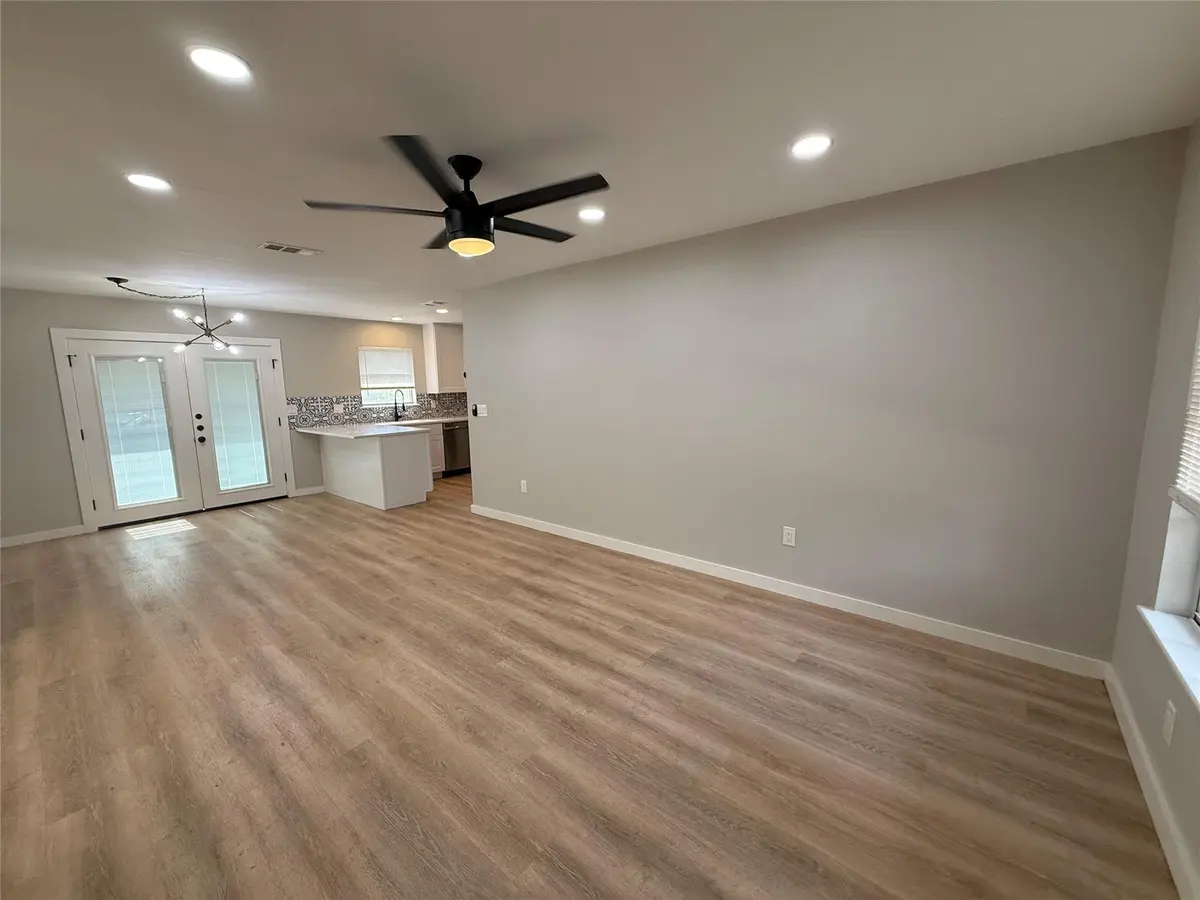 207 Schirra PL, Austin, TX 78753
