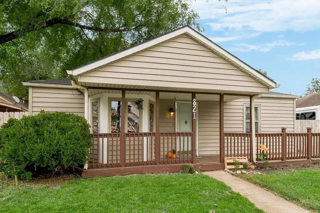 821 S Boeke ST, Kansas City, KS 66105
