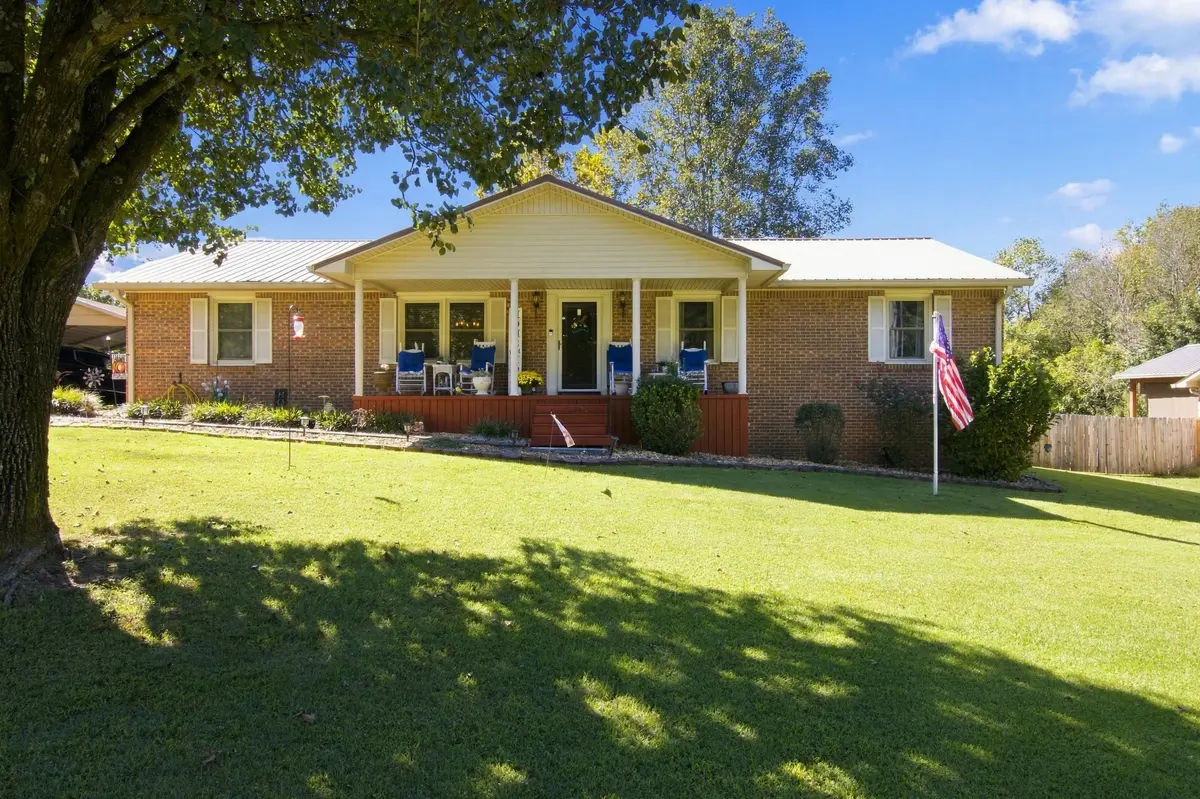 304 McKinney St, Estill Springs, TN 37330
