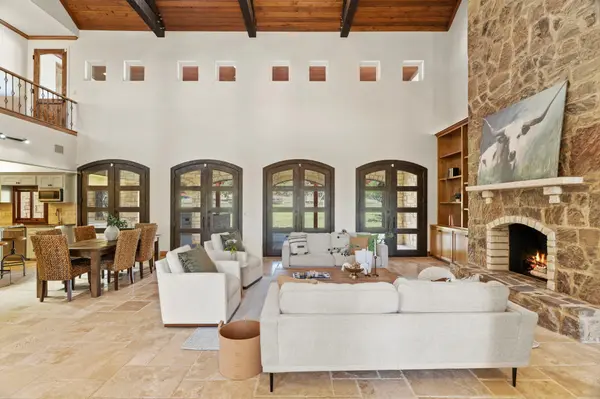 2180 La Ventana PKWY, Driftwood, TX 78619