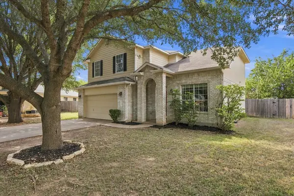 318 Belinda CT, Bastrop, TX 78602