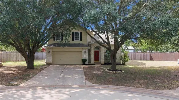318 Belinda CT, Bastrop, TX 78602